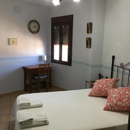 Venta De Abajo * El Castillo de las Guardas