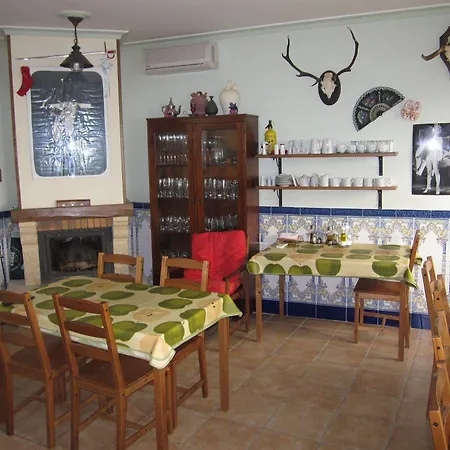 Guest house Venta De Abajo El Castillo de las Guardas